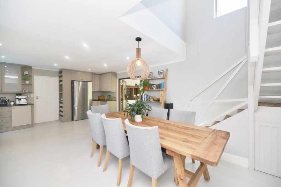 5 Bedroom Property for Sale in Vermont Western Cape